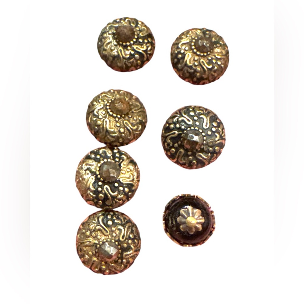 Antique Paris France Victorian Gold Plated Ornate floral design Button lot